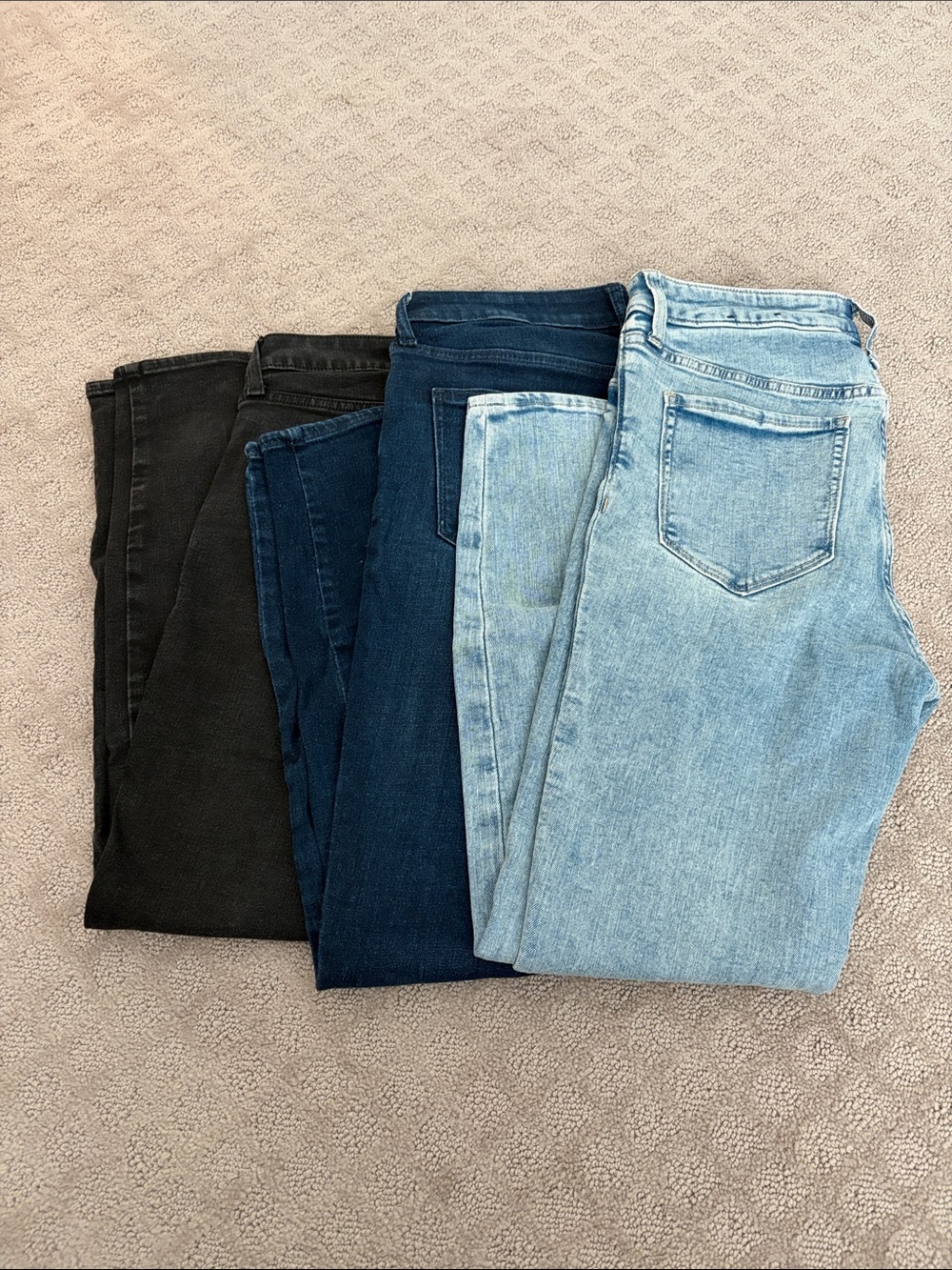 GAP Women's Skinny Jeans in Light Blue, Medium Blue, Dark Blue & Black